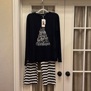 NWT iClosam Holiday Pajamas Women’s Size Medium